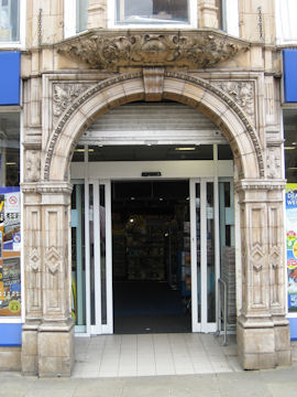 doorway to shop in pontefract